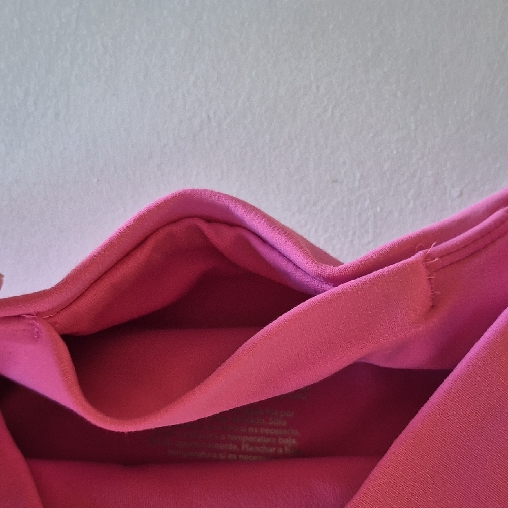 Vibrant Pink Athletic Skorts With Pleated Skirt, Size XS - Picture 3 of 6
